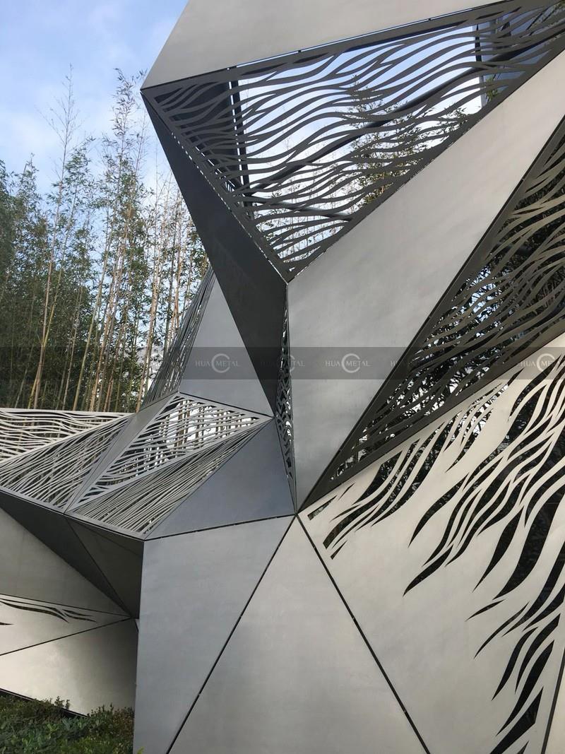 esculturas em aço fosco-de-aço-inoxidável-monumentos de fachada (4)
