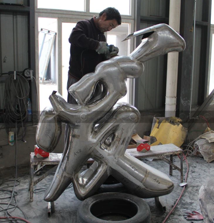 Welding-forging-1 -Calligraphy-sculptures-Chromatic-coating-stainless-steel--Calligraphy-sculptures-artwork-foundry